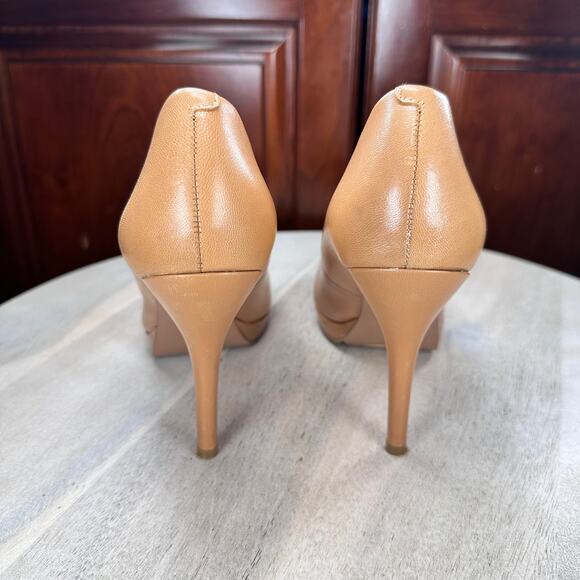 Nine West Kristal Womens Pumps Size 8 Tan Leather Slip On Almond Toe Heels - Picture 3 of 14